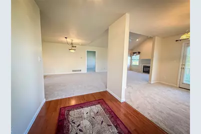 104 Woodhawk Ln, Franklin Township, PA 16001 - Photo 11