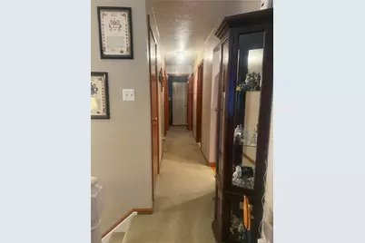 517 Chaparral Dr, Cranberry Township, PA 16066 - Photo 5