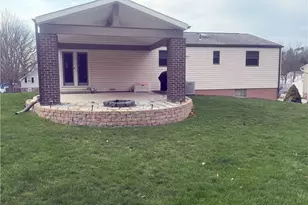 517 Chaparral Dr, Cranberry Township, PA 16066 - Photo 5