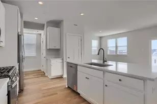 122 Scotland Ln, Harmony Boro, PA 16037 - Photo 23