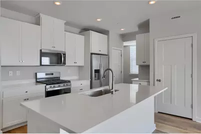 122 Scotland Ln, Harmony Boro, PA 16037 - Photo 15