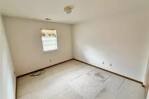 427 Jennie Ln, Union Township, PA 16101 - Photo 11