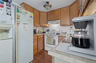 2545 Ashwood Ct, Economy, PA 15042 - Photo 7