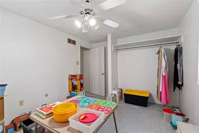 2545 Ashwood Ct, Economy, PA 15042 - Photo 11