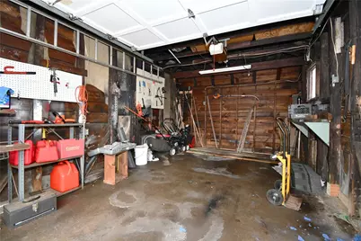 661 Margaret St, Pittsburgh, PA 15210 - Photo 29