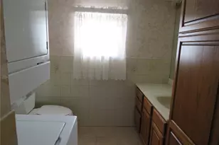 2888 Maple St, Bethel Park, PA 15102 - Photo 9