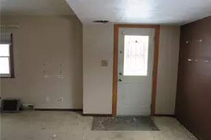 2888 Maple St, Bethel Park, PA 15102 - Photo 23