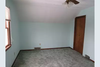 2888 Maple St, Bethel Park, PA 15102 - Photo 25