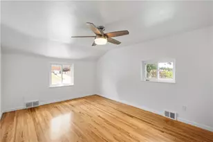 5579 Florida Ave, Bethel Park, PA 15102 - Photo 13