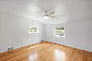 5579 Florida Ave, Bethel Park, PA 15102 - Photo 17