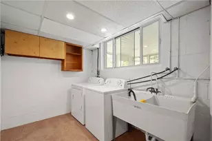 5579 Florida Ave, Bethel Park, PA 15102 - Photo 27