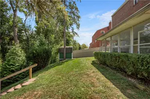 5579 Florida Ave, Bethel Park, PA 15102 - Photo 33