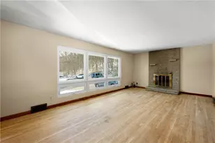 106 Sunset Dr, Bell Acres, PA 15143 - Photo 9