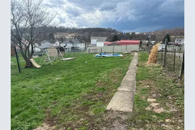 1310 Cambria Ave, Dunbar Township, PA 15425 - Photo 3