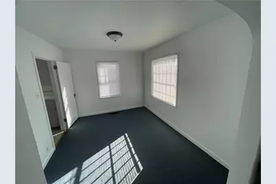 246 N Buhl Farm Dr, Hermitage, PA 16148 - Photo 5