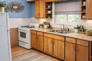 6 S Second St, Greenville Boro, PA 16125 - Photo 9