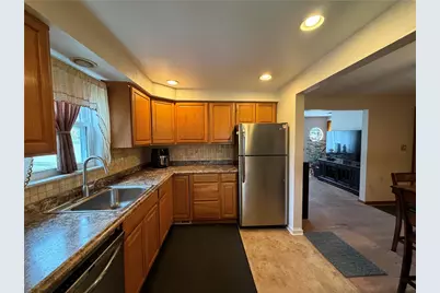 6 Hallmark Drive, Pittsburgh, PA 15235 - Photo 11