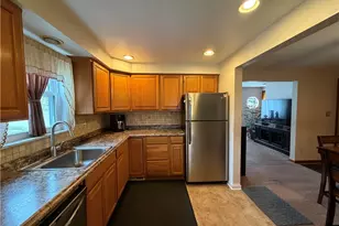 6 Hallmark Dr, Pittsburgh, PA 15235 - Photo 11