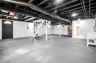 308 Edgewood Dr, Pittsburgh, PA 15145 - Photo 31