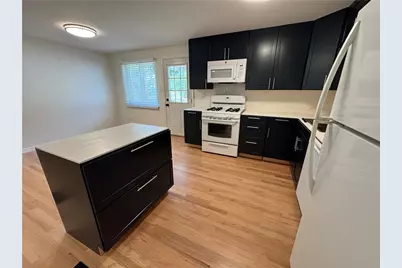 111 Treeview Dr, Moon/Crescent Twp, PA 15108 - Photo 15