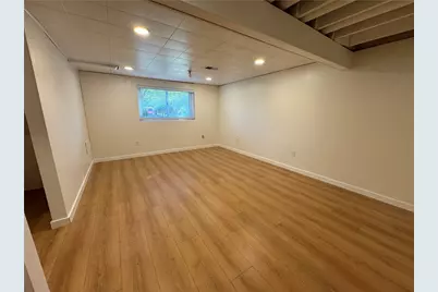 111 Treeview Dr, Moon/Crescent Twp, PA 15108 - Photo 25