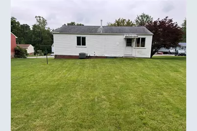 111 Treeview Dr, Moon/Crescent Twp, PA 15108 - Photo 5