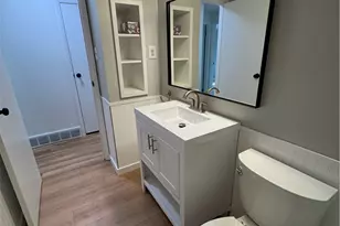 111 Treeview Dr, Moon/Crescent Twp, PA 15108 - Photo 19