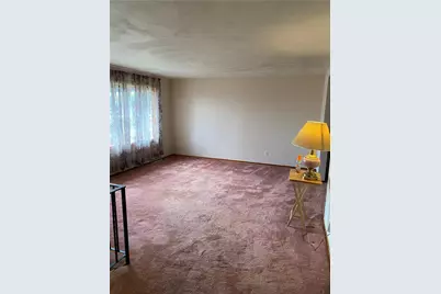 705 Redstone Dr, Pittsburgh, PA 15101 - Photo 9