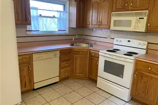 705 Redstone Dr, Pittsburgh, PA 15101 - Photo 1