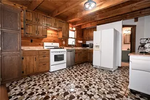 9049 Roberts Hollow Rd, Forward Township, PA 15037 - Photo 11