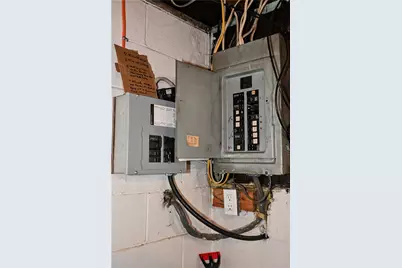 9049 Roberts Hollow Rd, Forward Township, PA 15037 - Photo 27