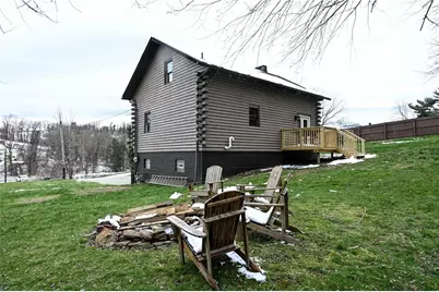 9049 Roberts Hollow Rd, Forward Township, PA 15037 - Photo 31