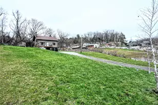 9049 Roberts Hollow Rd, Forward Township, PA 15037 - Photo 49