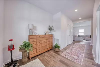 330 William Dr, Pittsburgh, PA 15239 - Photo 3