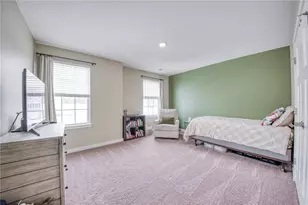 330 William Dr, Pittsburgh, PA 15239 - Photo 21