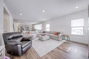 330 William Dr, Pittsburgh, PA 15239 - Photo 9