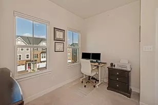 126 Lupine Dr, Adams Township, PA 16046 - Photo 25