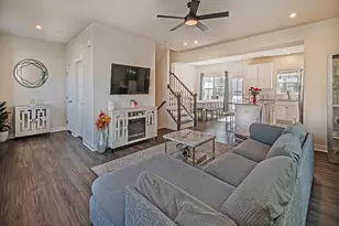 126 Lupine Dr, Adams Township, PA 16046 - Photo 5