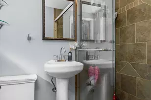 716 Redstone Dr, Pittsburgh, PA 15101 - Photo 15