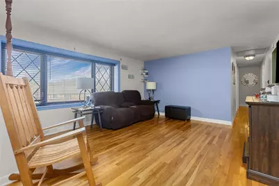 716 Redstone Drive, Pittsburgh, PA 15101 - Photo 3