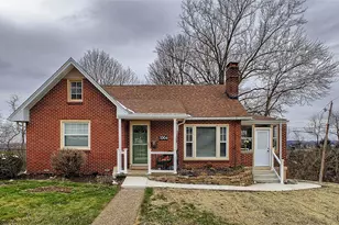 1004 Hillcrest Dr, Greensburg, PA 15601 - Photo 1