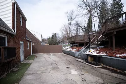 924 James St, Turtle Creek, PA 15145 - Photo 23