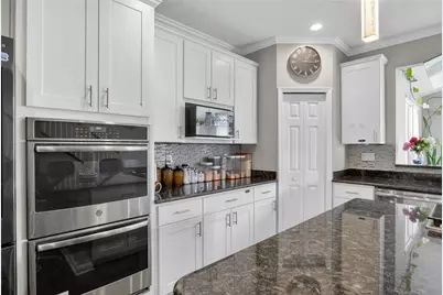 423 Labrador Ln, Jefferson Hills, PA 15025 - Photo 15