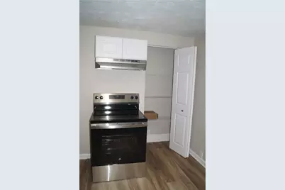 9 E Gaskill Ave, Jeannette, PA 15644 - Photo 13