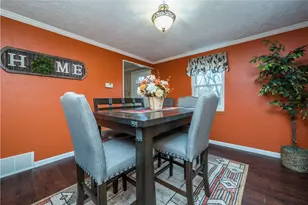 4134 Highgrove Rd, Pittsburgh, PA 15236 - Photo 9