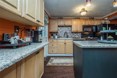 4134 Highgrove Rd, Pittsburgh, PA 15236 - Photo 11