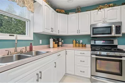 4 Camry Drive, Hempfield Township, PA 15642 - Photo 7