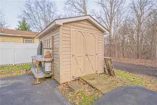 418 Boyles Ave, New Castle, PA 16101 - Photo 7