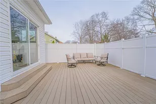 418 Boyles Ave, New Castle, PA 16101 - Photo 11