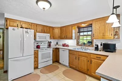 341 Patterson Ln, Rostraver, PA 15012 - Photo 9